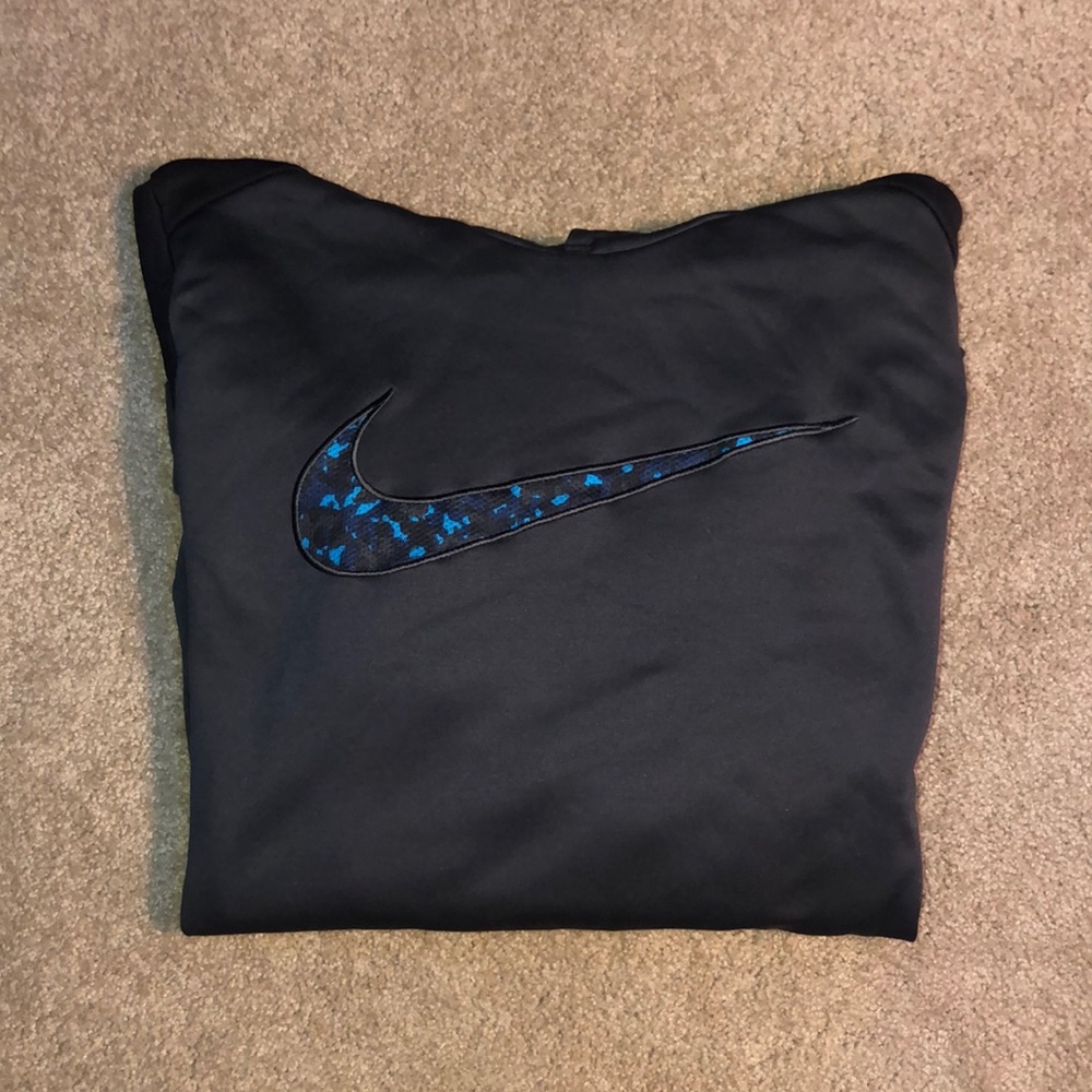 Men’s medium Nike Sweatshirt